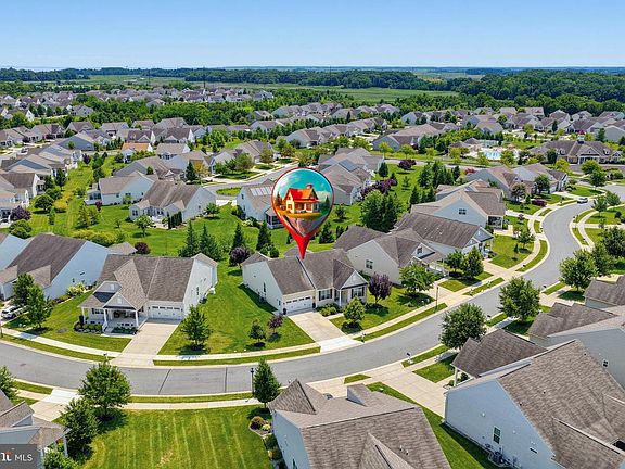 4th image of 614 Red Maple Rd