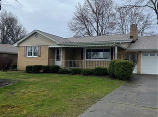 8459 Chesterton Dr, Poland, OH