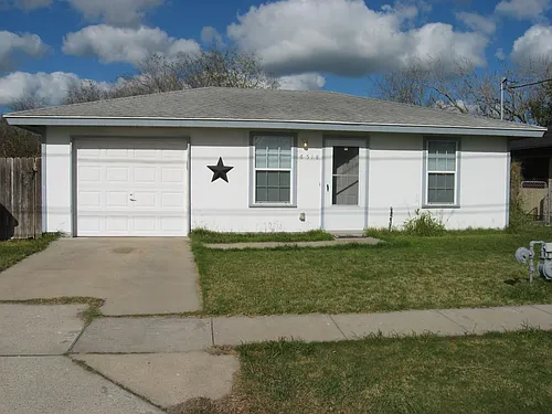 6518 Birmingham St Photo 1
