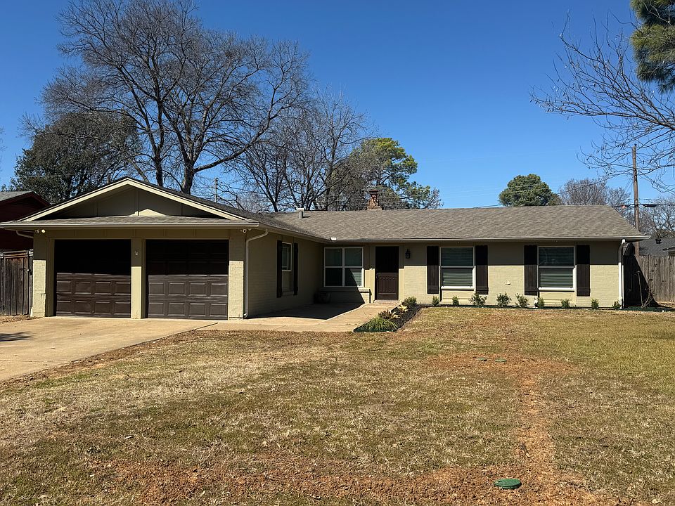 1st image of 2705 Hollywood Dr