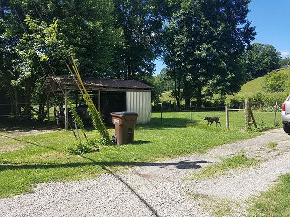 4th image of 1426 State Road 135 S