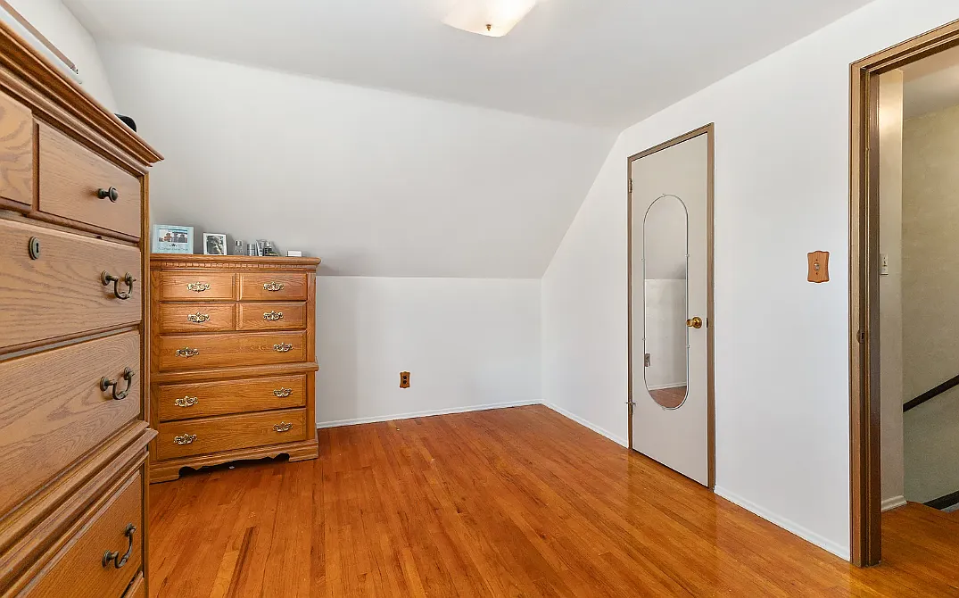 4 bed, 1428 sqft, $2,600 — Photo 4