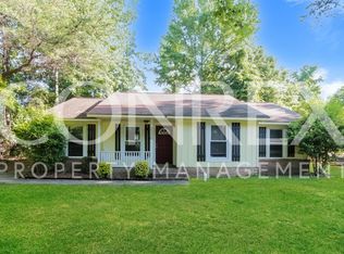 2223 Saint Johns Church Rd, Charlotte, NC 28215