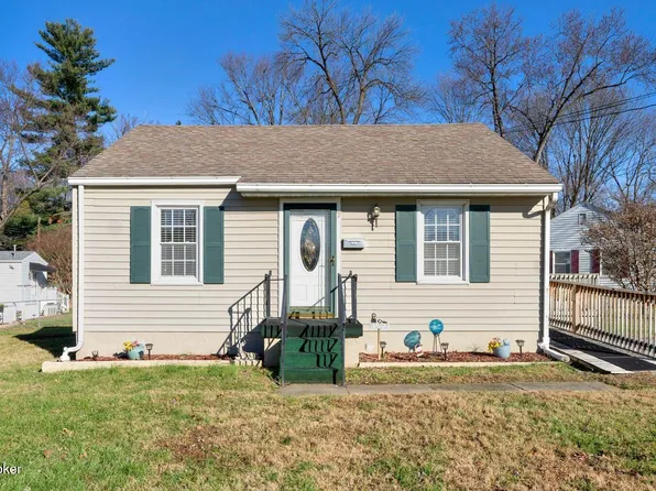 7 Kenil Ct, Louisville, KY 40206