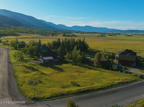 57 Hardman Rd, Thayne, WY 83127