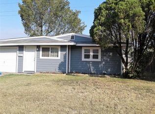 7111 Oak Park Dr, Richland Hills, TX 76118