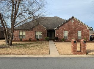 1305 Stone Crest Dr, Conway, AR 72034
