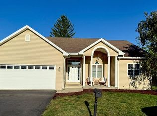 1945 Jamie Dr, Findlay, OH 45840