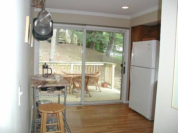 Kitchen w/sliders to deck
