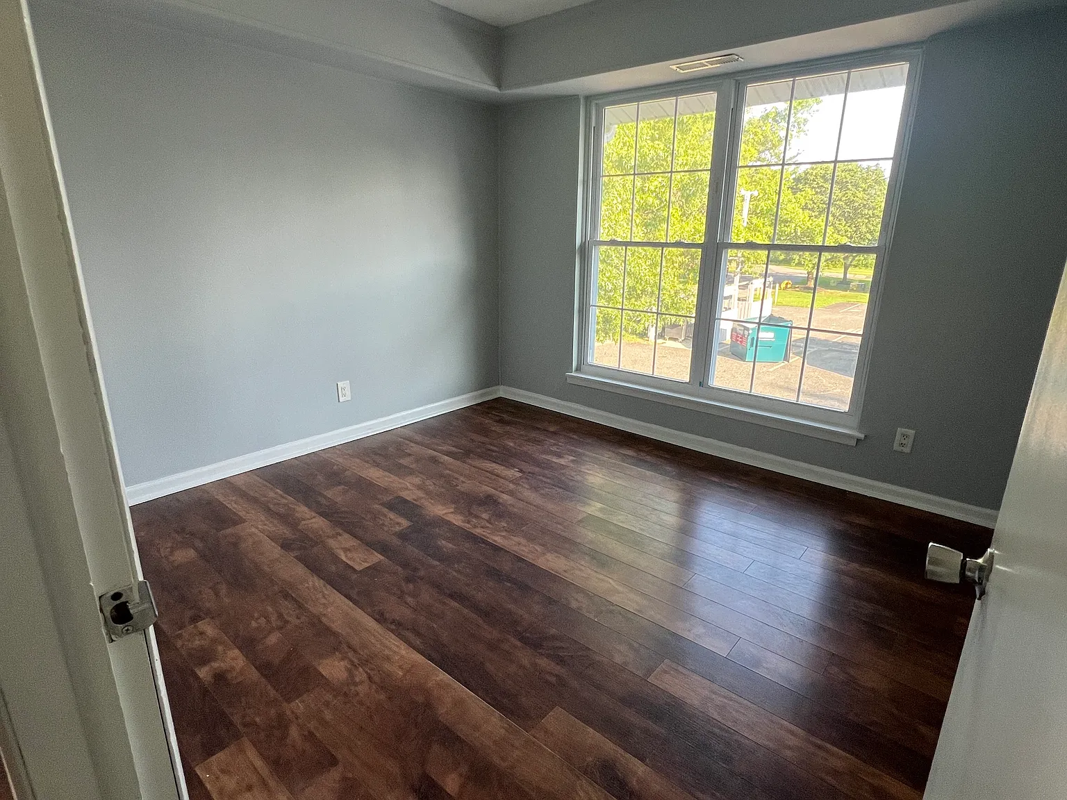 275 Green St — Photo 4