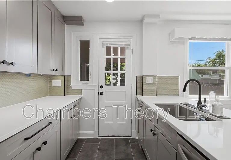 2230 Observatory Pl NW — Photo 26