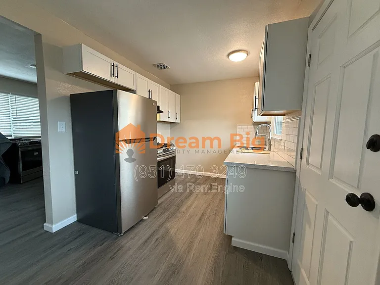 1365 Stillman Ave — Photo 10
