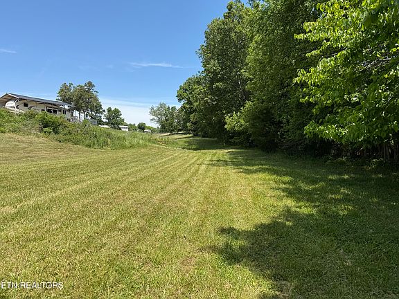 5th image of Richland Rd