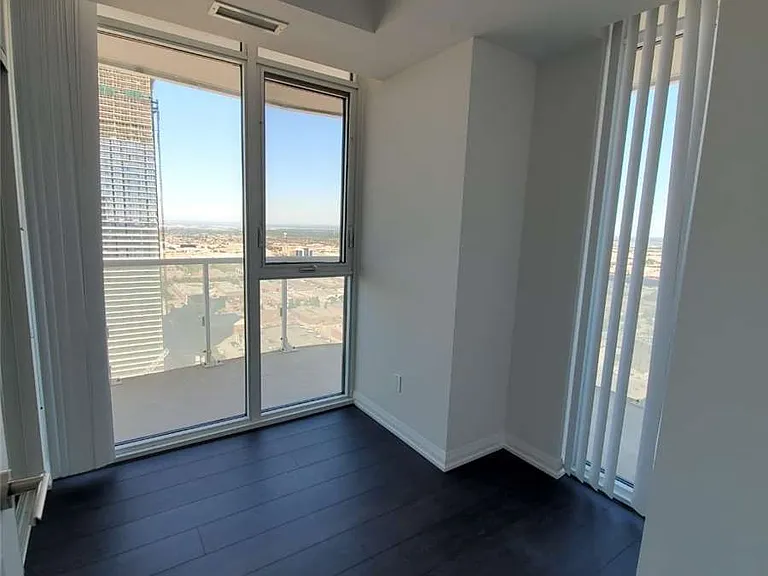 7895 Jane St #3213 — Photo 4