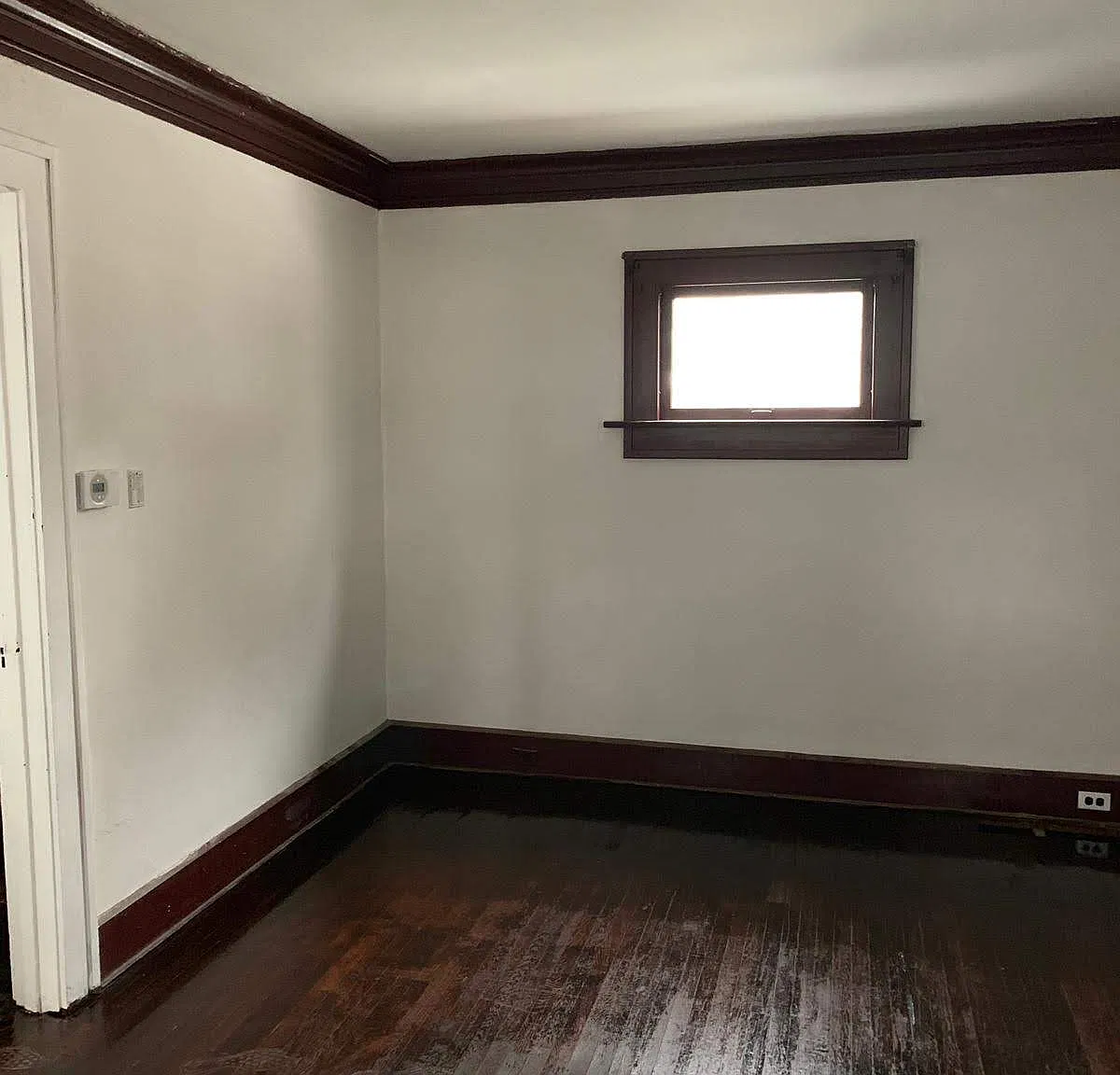 515 Bina Ave — Photo 4
