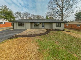 2720 Apache Dr, Bowling Green, KY 42104