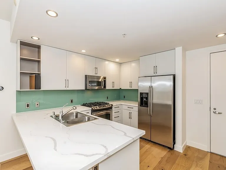 900 Lenora St #1004 — Photo 9