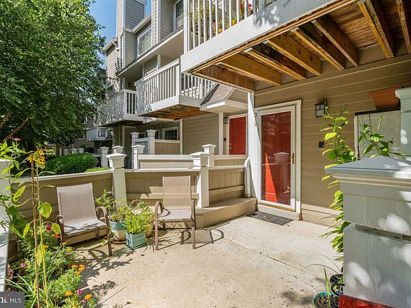 3rd image of 5704 Chapman Mill Dr #2017