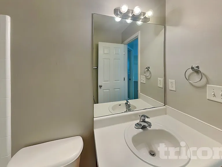 411 Yarrow Way — Photo 13
