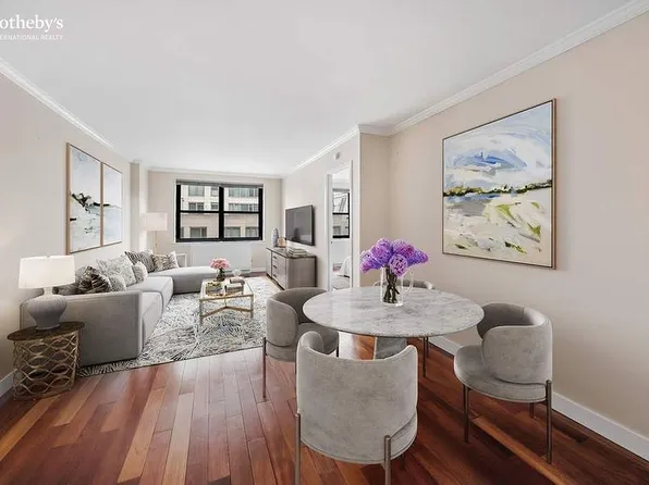 200 E 24th St APT 1804, Manhattan, NY 10010