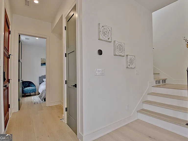 180 High St — Photo 12