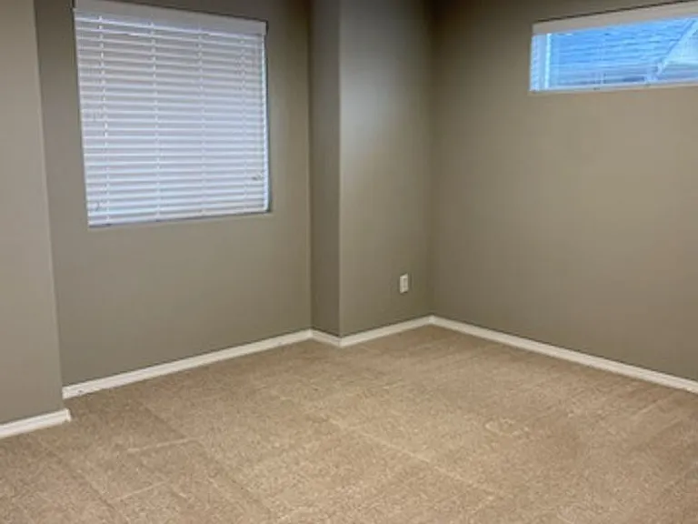 1095 N Pacific Hwy #99 — Photo 10