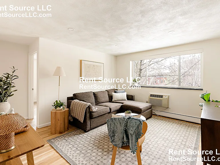 5 Centre St #32 — Photo 5