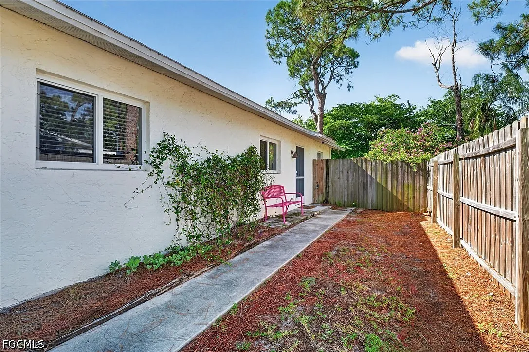 2 bed, 2.0 bath, 1568 sqft, $2,000 — Photo 3