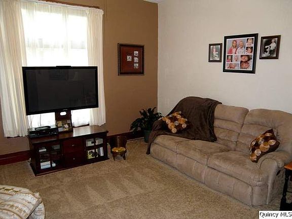 Home for Sale in Quincy, IL $99,500