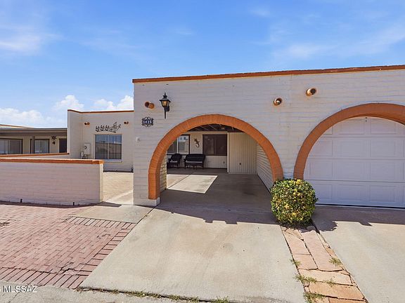 2nd image of 1425 W Placita Apache