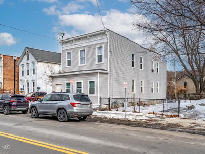 48 5th Avenue, Troy, NY, 12180