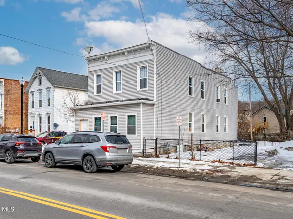 48 5th Avenue, Troy, NY 12180