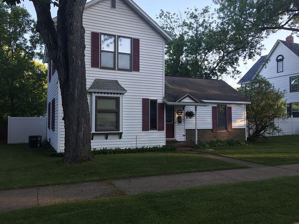 1st image of 113 W Lincoln Ave #W