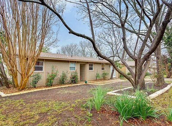 3rd image of 1209 Green Forest Dr