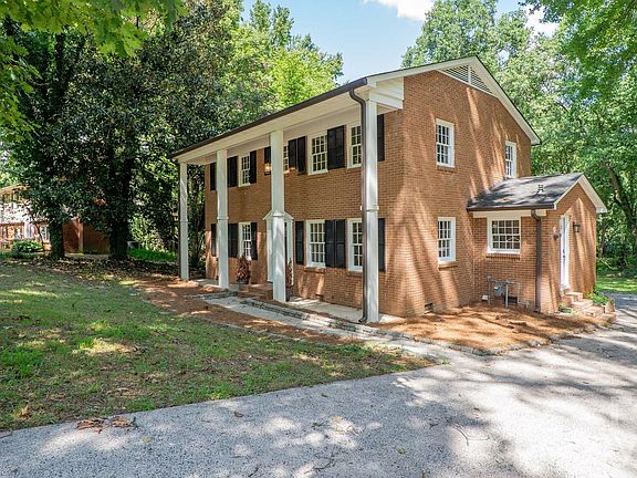 3rd image of 7823 Elwood Dr