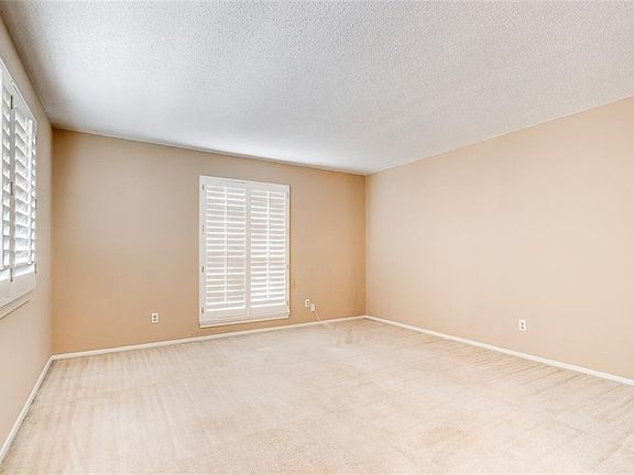 3rd image of 9320 Jacey Ct