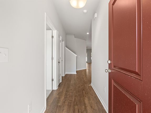 4th image of 2491 Campton Loop