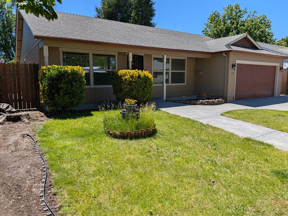 113 Little Butte Dr