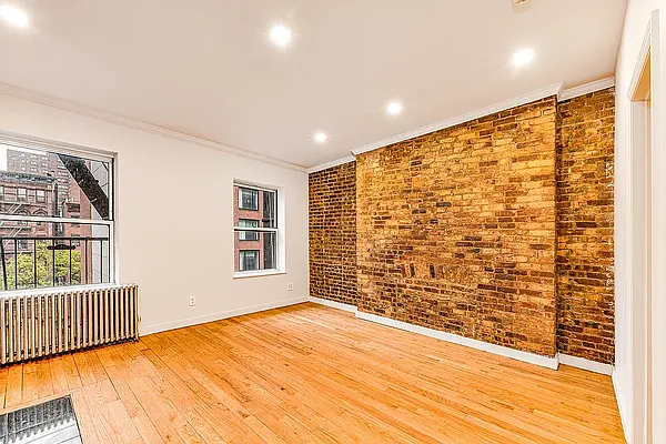 Rented by REAL New York | media 10