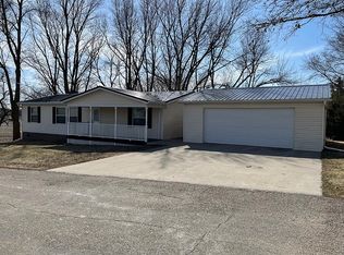 512 Harmon St, Irwin, IA 51446