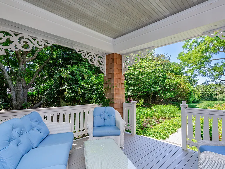 72 Bridgefield Rd — Photo 47