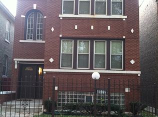 6722 S Artesian Ave, Chicago, IL 60629