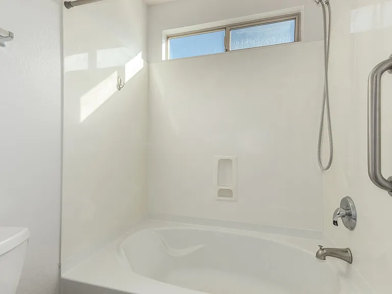 17840 W Calavar Rd — Photo 7