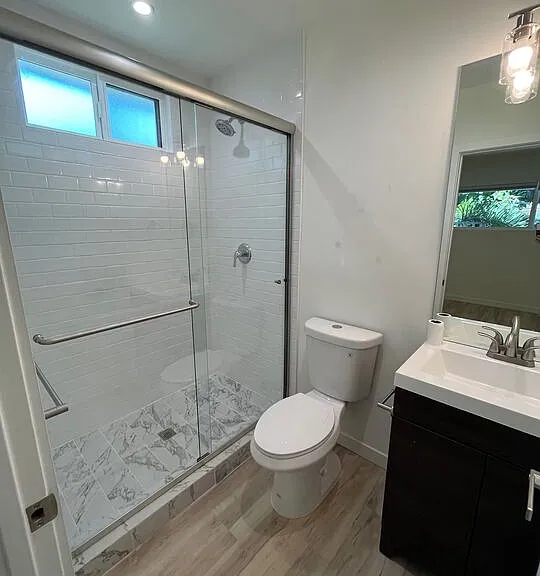 9946 Farragut Dr — Photo 11