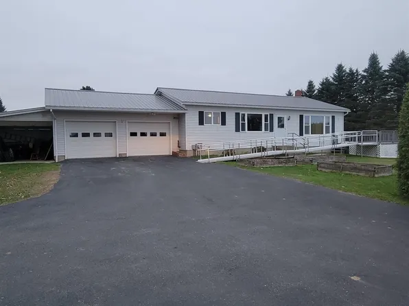21 Lakeview Drive, Derby, VT 05829