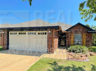 1895 Olde School Rd, Edmond, OK 73012