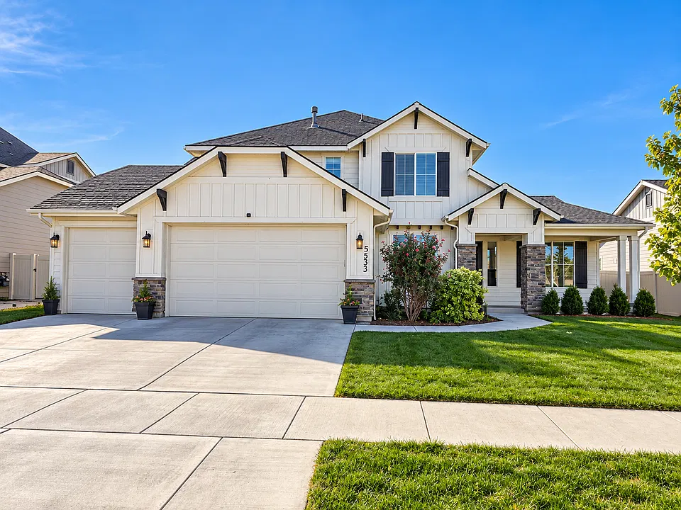 5533 W Milano Dr