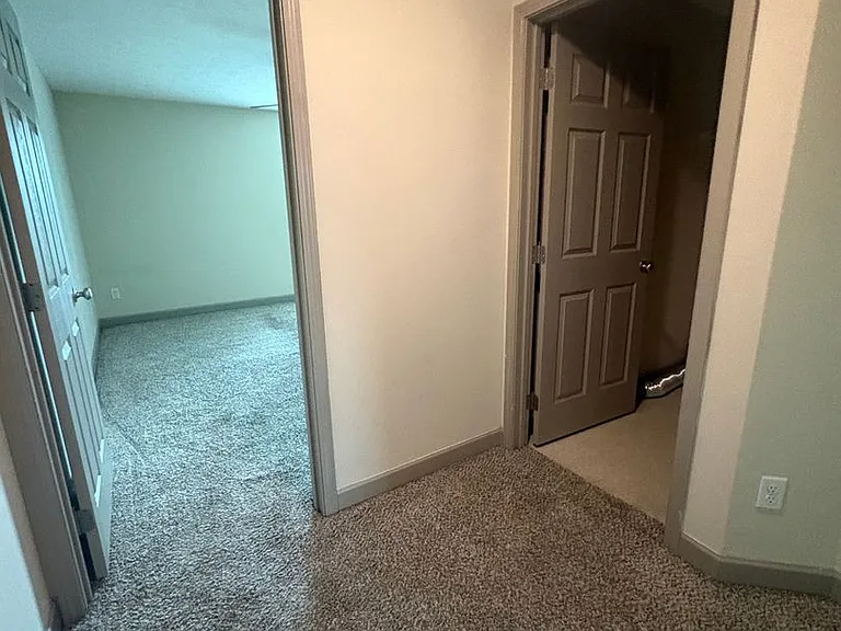 110 Audley Ct — Photo 36