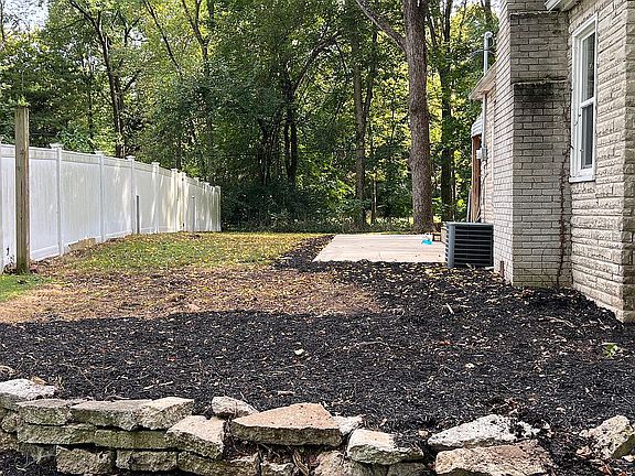 5th image of 2545 Idlewood Dr