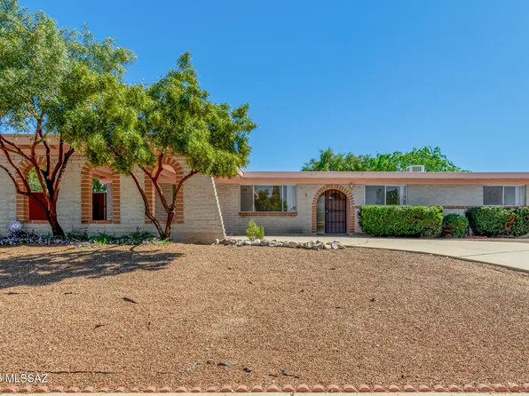2351 S Thomas Dr, Tucson, AZ 85710